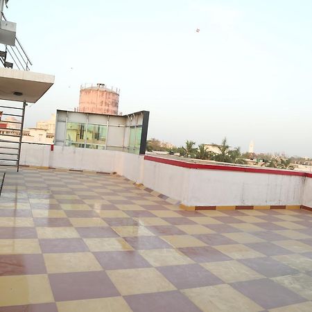 Hotel Premier Lucknow Exterior photo
