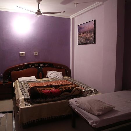 Hotel Premier Lucknow Exterior photo
