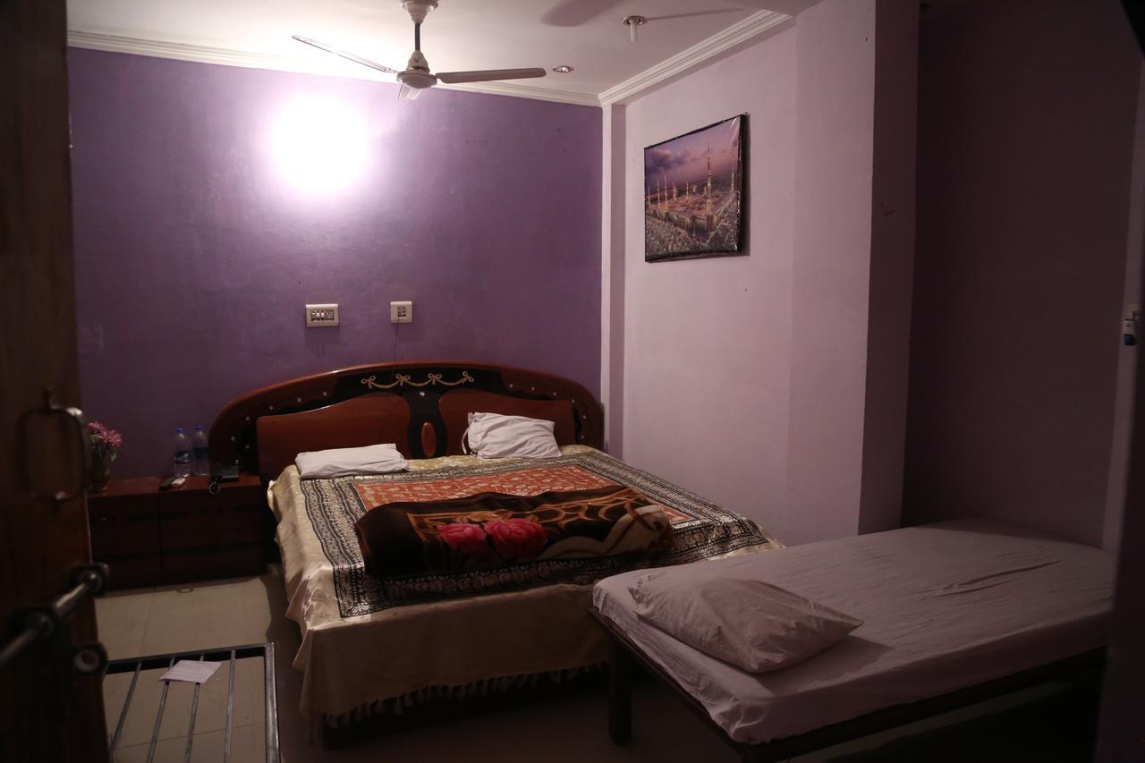 Hotel Premier Lucknow Exterior photo