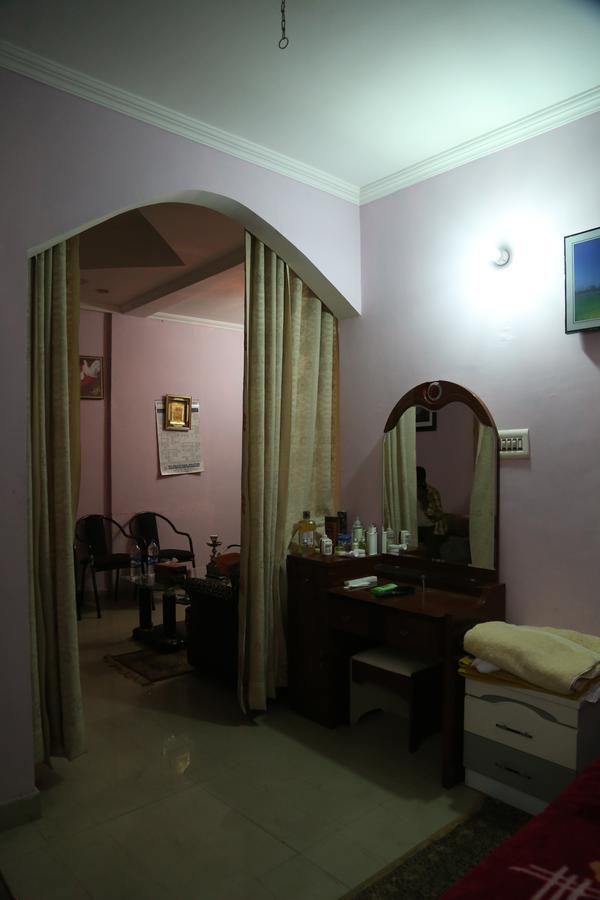 Hotel Premier Lucknow Exterior photo